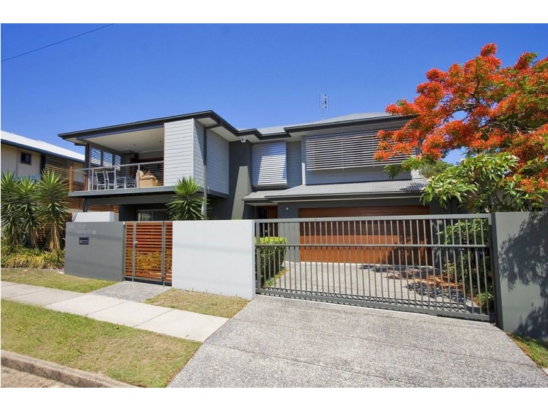 2/32 Pacific Parade, Bilinga QLD 4225