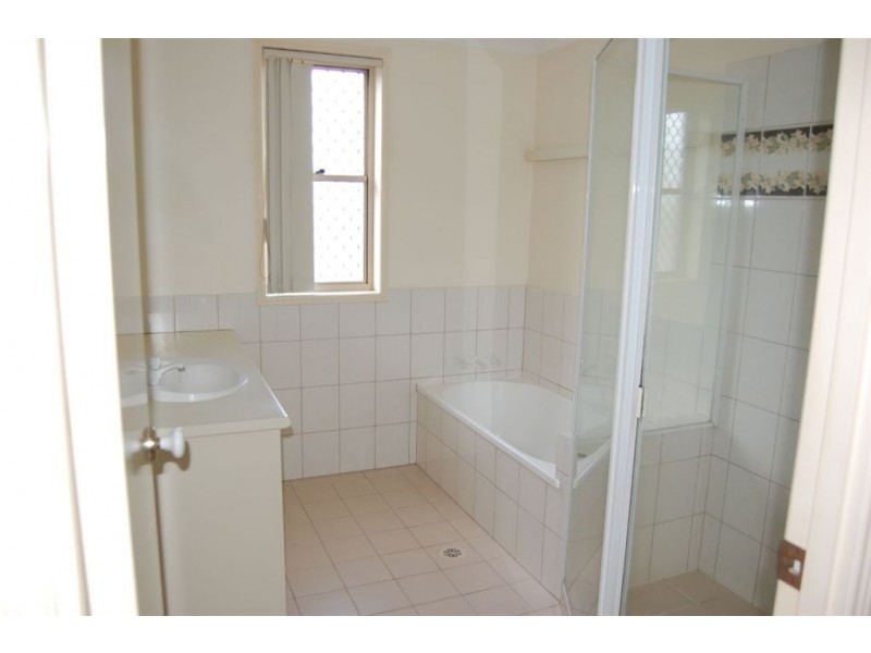 2/40 Jefferson Lane, Palm Beach QLD 4221