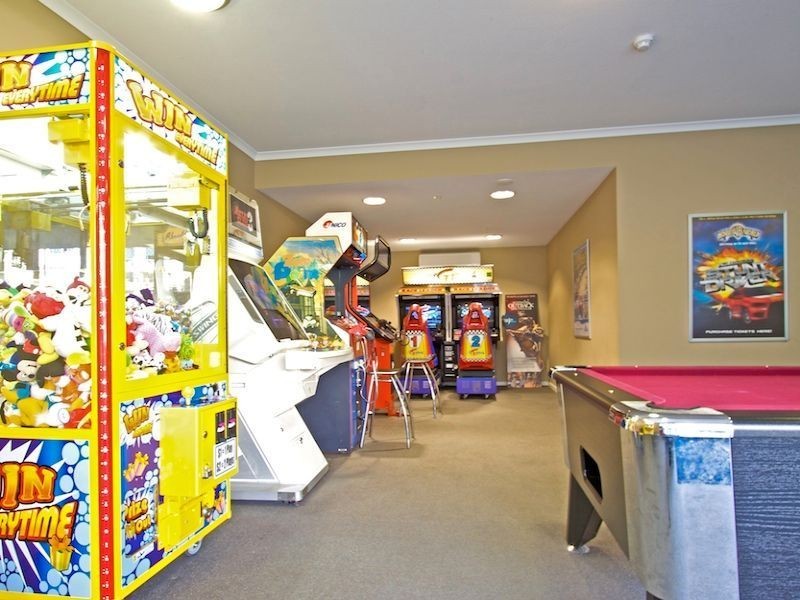 2053/1 Ocean Street, Burleigh Heads QLD 4220