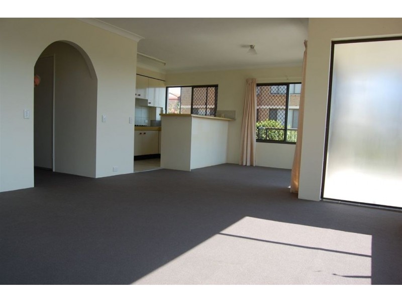1/234 Pacific Parade, Bilinga QLD 4225