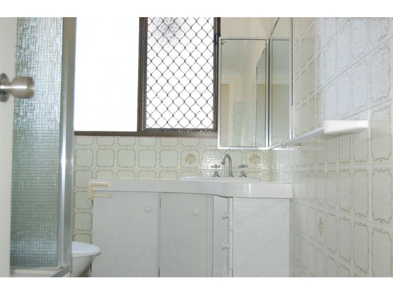 1/234 Pacific Parade, Bilinga QLD 4225
