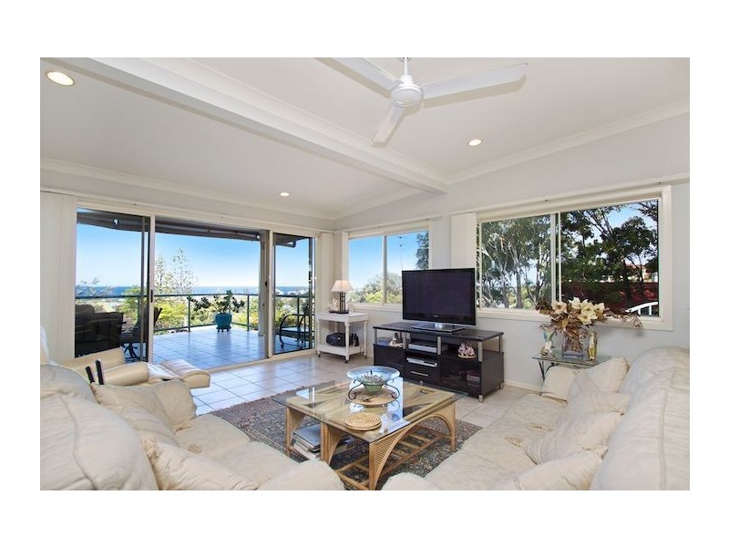 55 Wyberba Street, Tugun QLD 4224