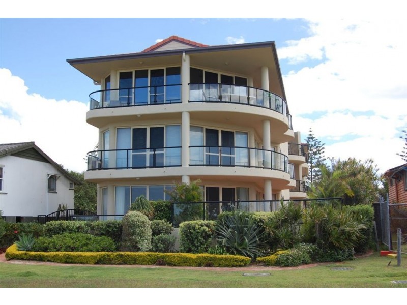 1/231 Golden Four Drive, Bilinga QLD 4225
