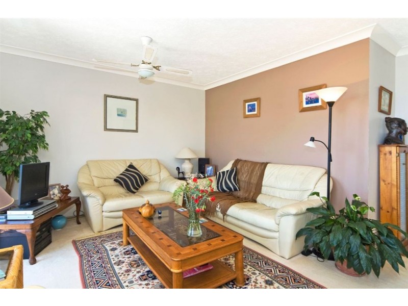 25/147-149 Golden Four Drive, Bilinga QLD 4225