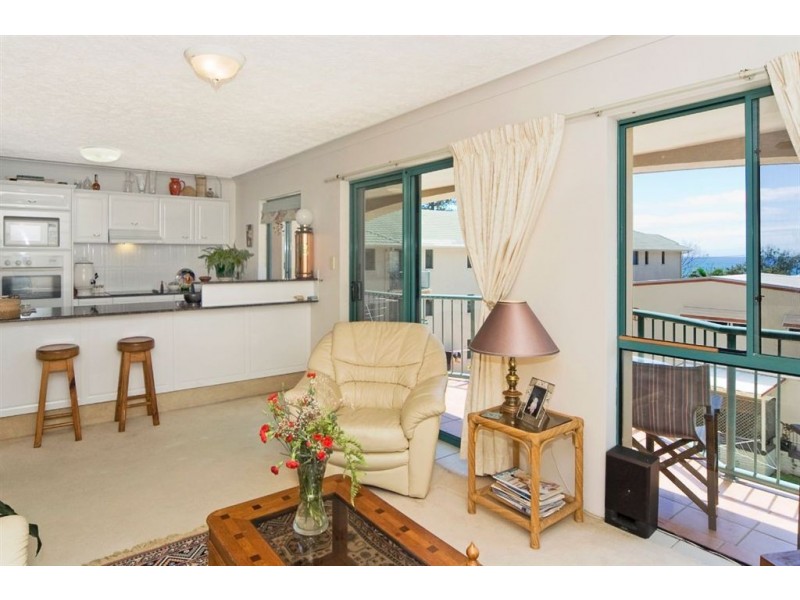 25/147-149 Golden Four Drive, Bilinga QLD 4225