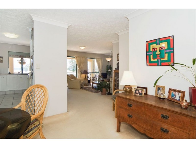 25/147-149 Golden Four Drive, Bilinga QLD 4225