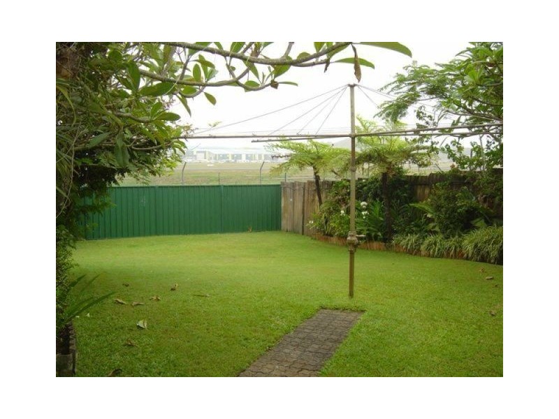 320 Adina Avenue, Bilinga QLD 4225