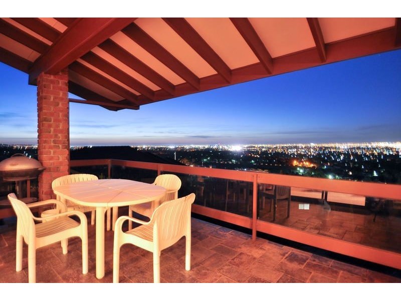 11 Traminer Way, Auldana SA 5072