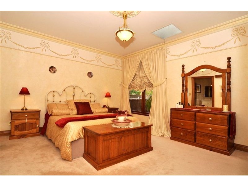 17 Stanley Street, Leabrook SA 5068