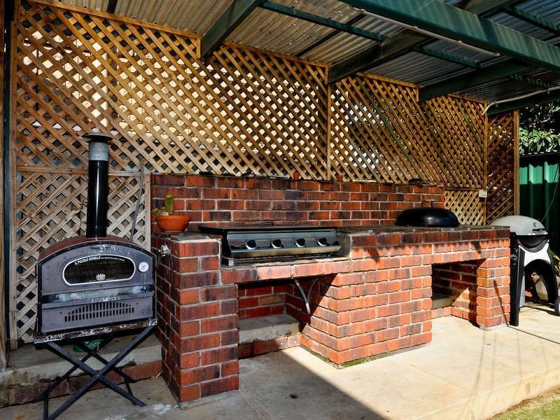 12 Yalpara Avenue, Rostrevor SA 5073