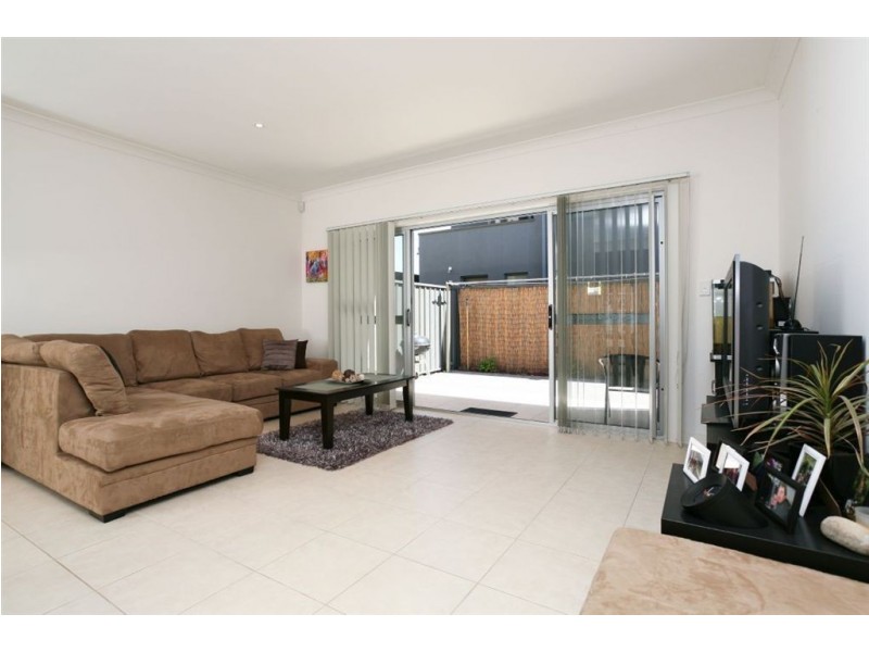 36 Emerald Street, Mawson Lakes SA 5095