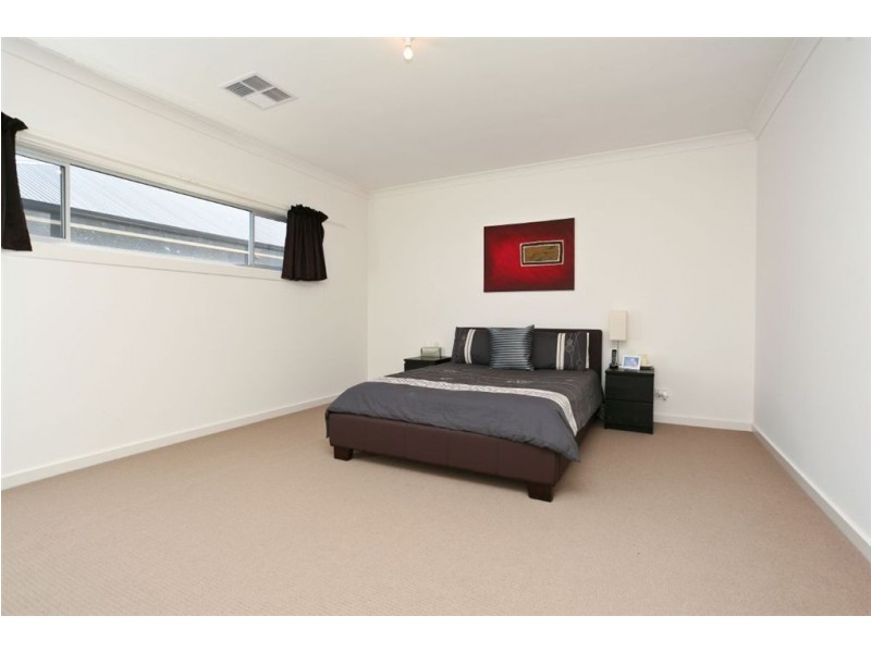 36 Emerald Street, Mawson Lakes SA 5095