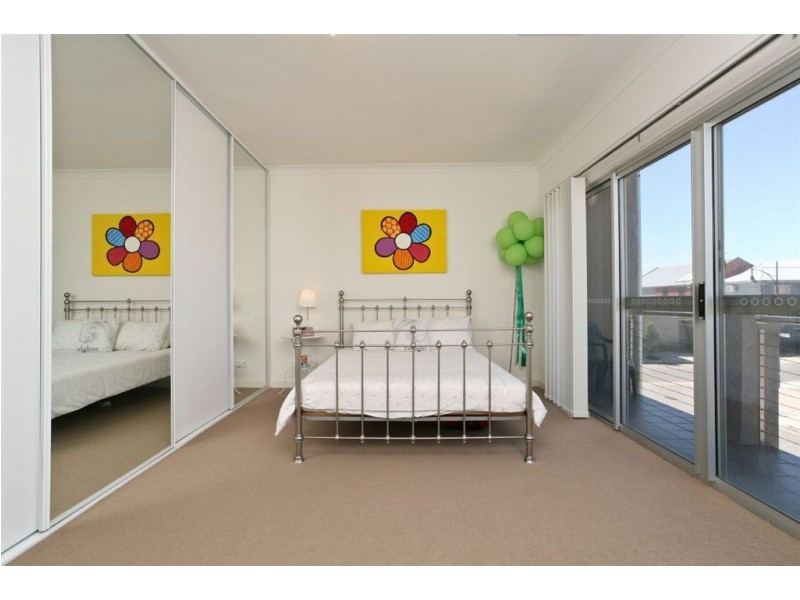 36 Emerald Street, Mawson Lakes SA 5095