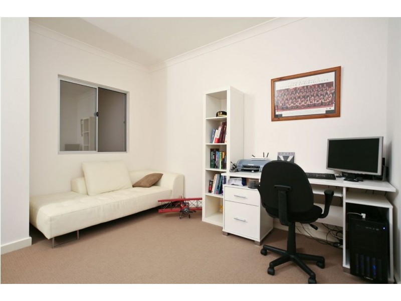 36 Emerald Street, Mawson Lakes SA 5095