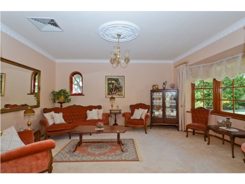 6 Gillard Drive, Rosslyn Park SA 5072