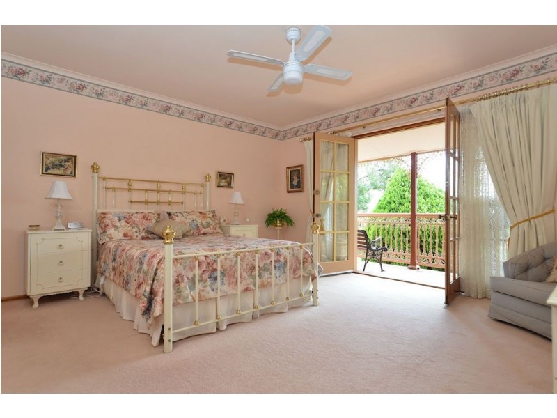 6 Gillard Drive, Rosslyn Park SA 5072