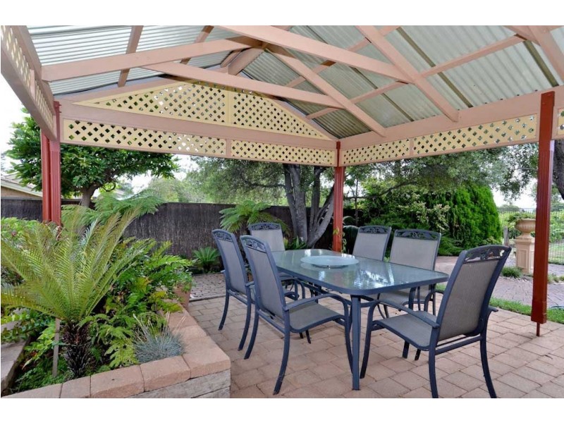 6 Gillard Drive, Rosslyn Park SA 5072