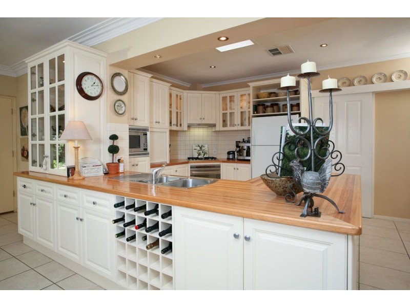 12 Jeffery Court, Vale Park SA 5081