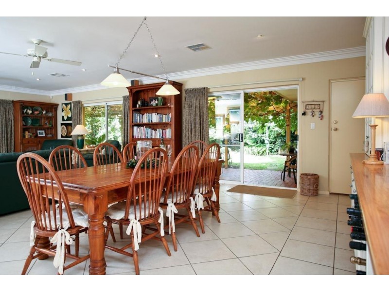 12 Jeffery Court, Vale Park SA 5081