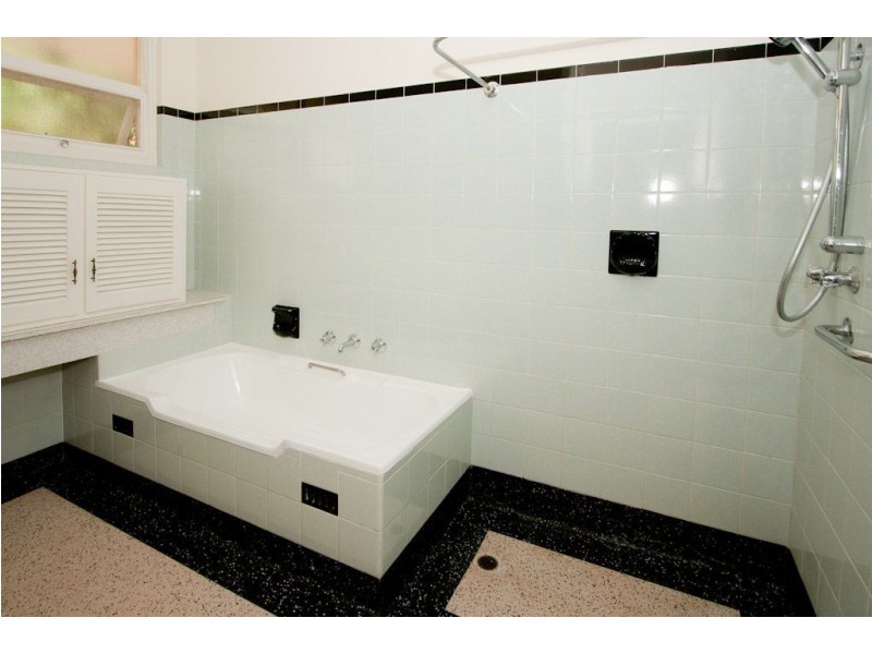 17 Ilfracombe Drive, Wattle Park SA 5066