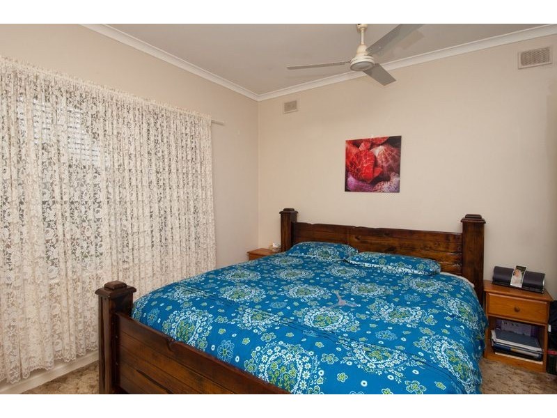 2 Radstock Street, Woodville SA 5011