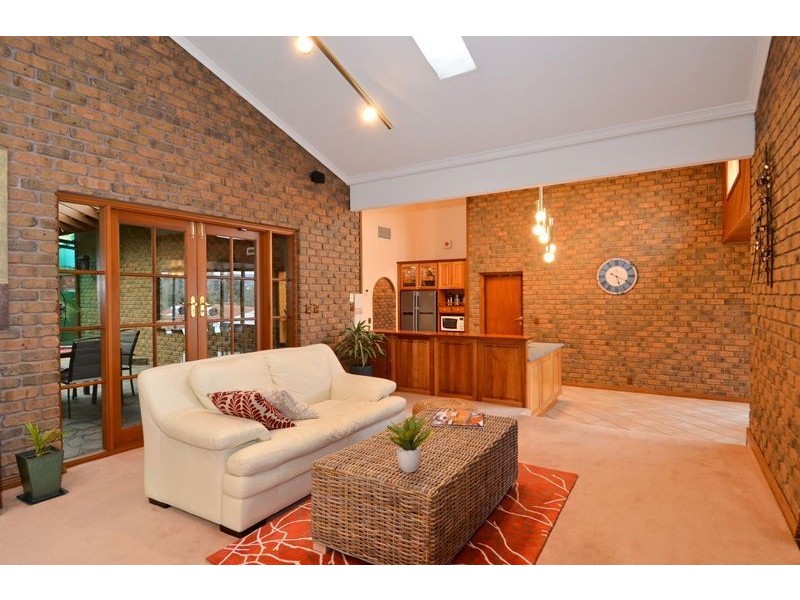 11 Buchanan Court, Highbury SA 5089