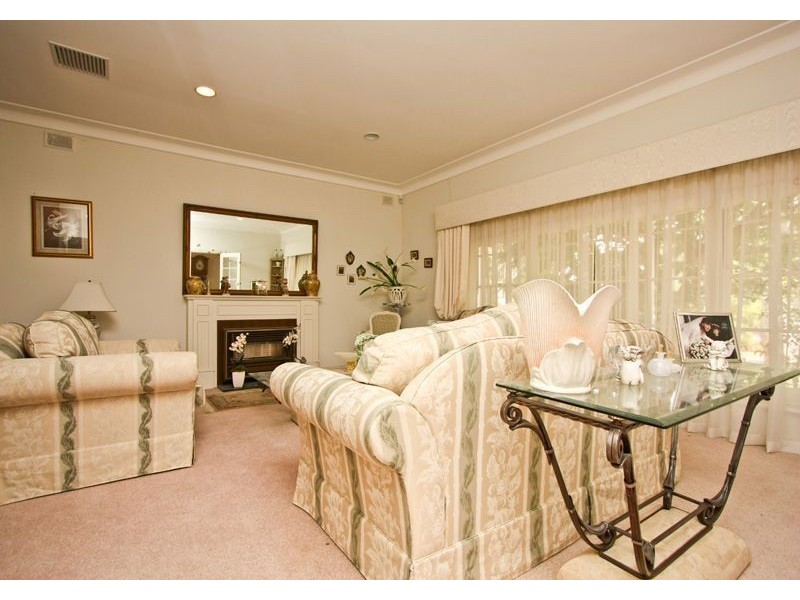 6 Kamali Avenue, Wattle Park SA 5066