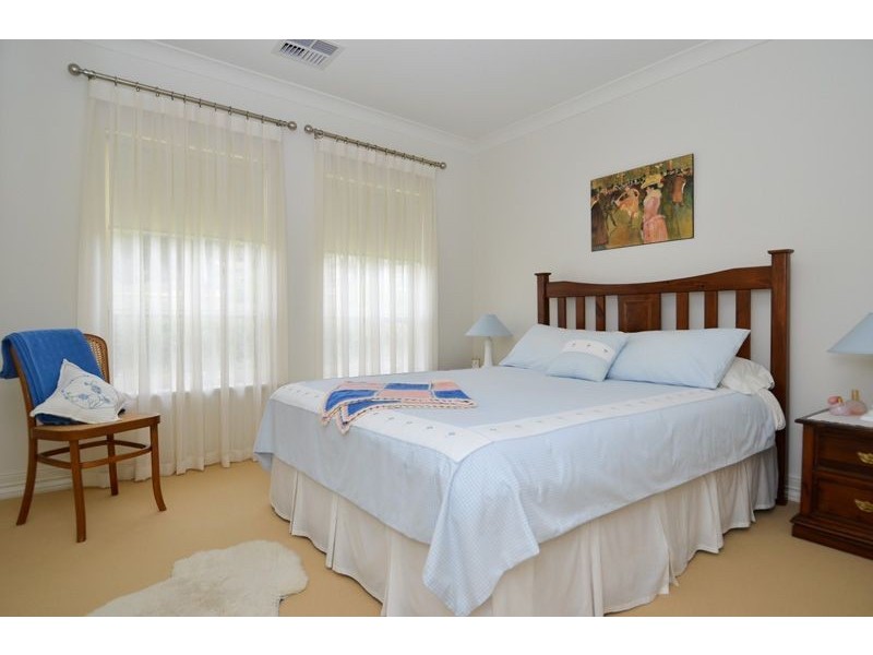 11 Mingara Avenue, Stonyfell SA 5066