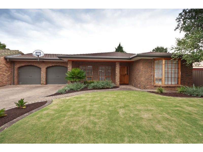 5 Hereford Avenue, Trinity Gardens SA 5068
