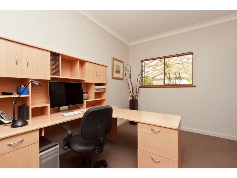 5 Hereford Avenue, Trinity Gardens SA 5068