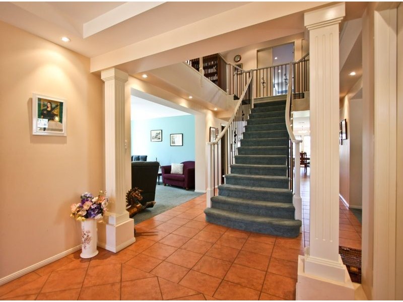 17 Burdekin Avenue, Hillcrest SA 5086