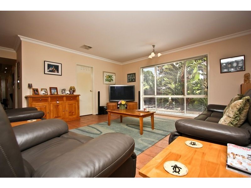 17 Burdekin Avenue, Hillcrest SA 5086