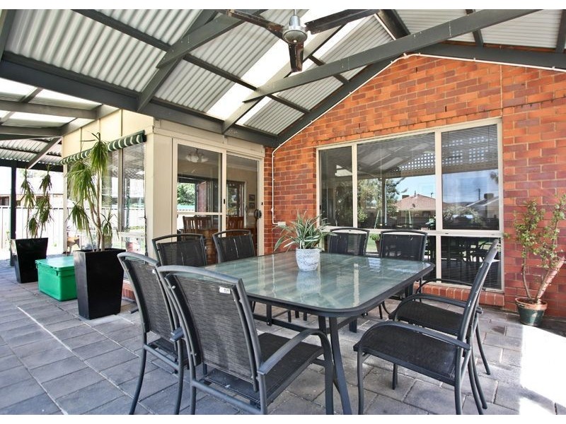 17 Burdekin Avenue, Hillcrest SA 5086