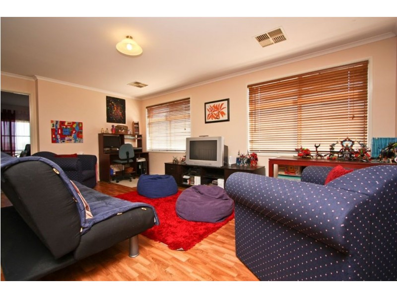 17 Burdekin Avenue, Hillcrest SA 5086