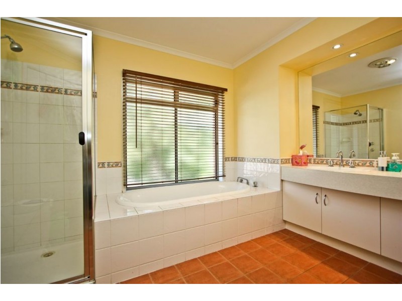 17 Burdekin Avenue, Hillcrest SA 5086