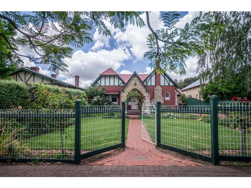 19 Strathspey Avenue, Hazelwood Park SA 5066