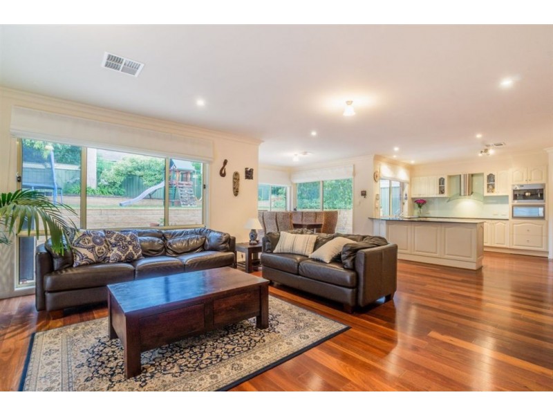 21 Fernbank Terrace, Stonyfell SA 5066