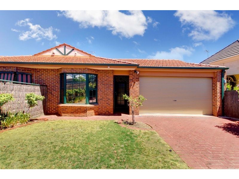 11 Hamilton Street, Erindale SA 5066