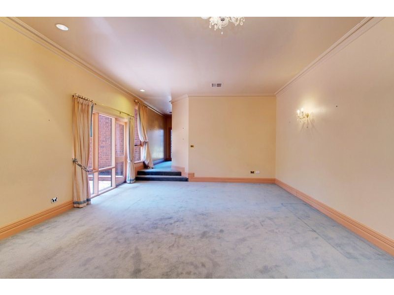 11 Hamilton Street, Erindale SA 5066