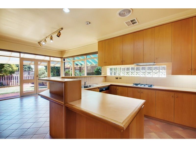 11 Hamilton Street, Erindale SA 5066