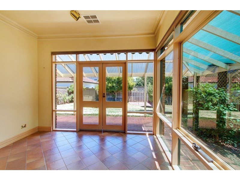 11 Hamilton Street, Erindale SA 5066