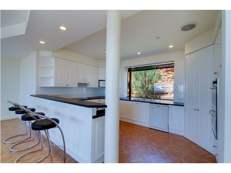 10 Chapman Crescent, Glen Osmond SA 5064