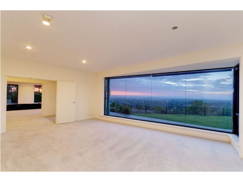 10 Chapman Crescent, Glen Osmond SA 5064