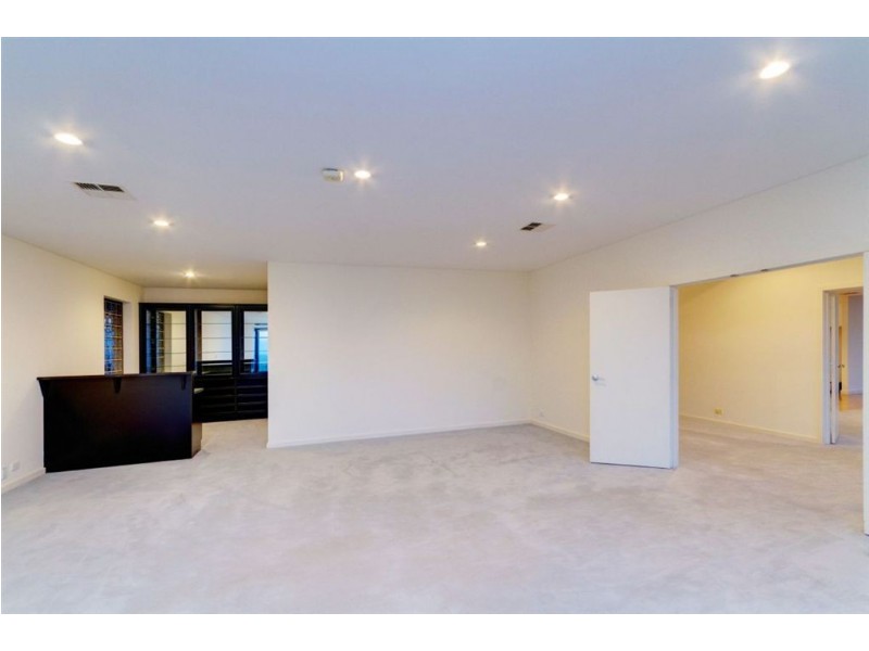 10 Chapman Crescent, Glen Osmond SA 5064