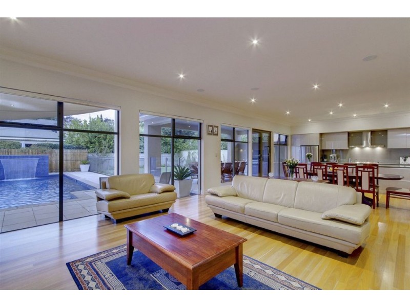 8 Purnana Avenue, St Georges SA 5064