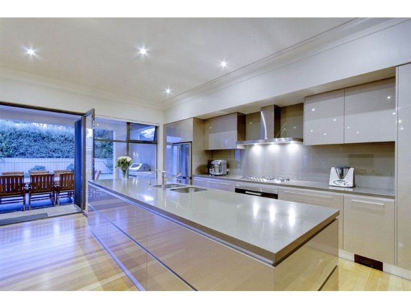 8 Purnana Avenue, St Georges SA 5064