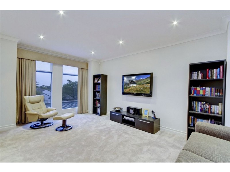 8 Purnana Avenue, St Georges SA 5064