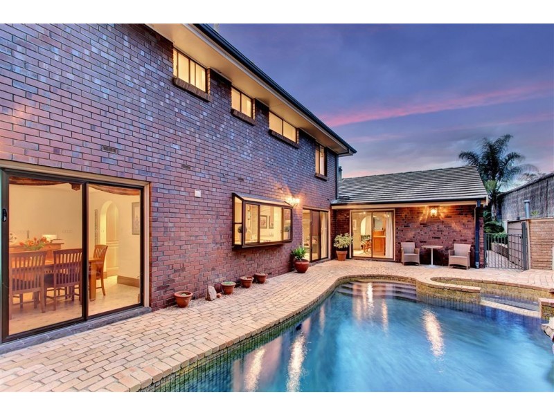 8 Brookside Road, Springfield SA 5062