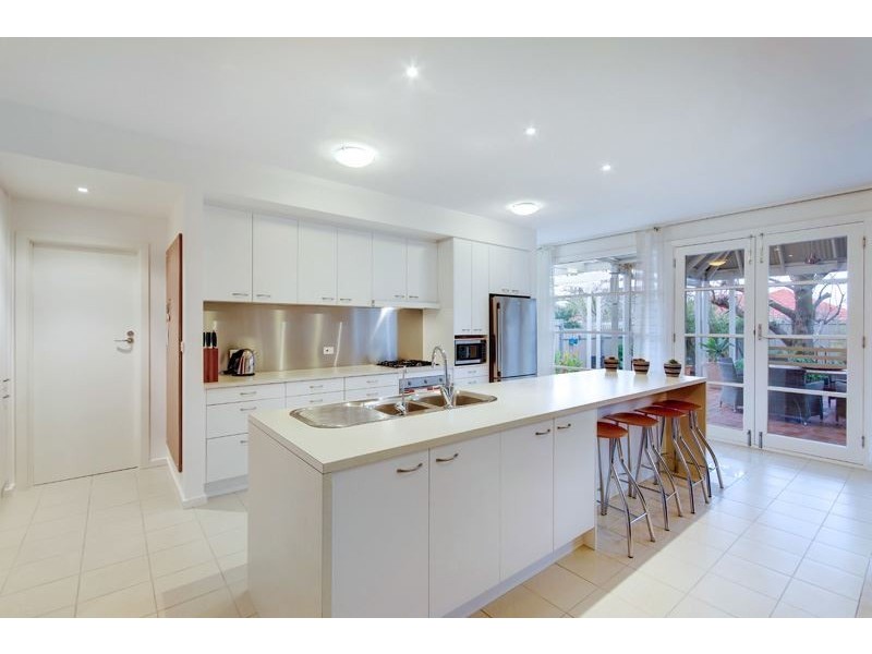 6 Almond Grove, Magill SA 5072