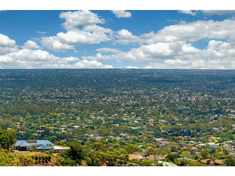 16 McBeath Drive, Skye SA 5072